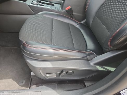 Used 2025 Ford Escape ST-Line AWD/4WD image 14