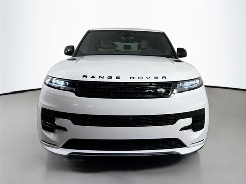 Used 2024 Land Rover Range Rover Sport Dynamic SE AWD/4WD image 2