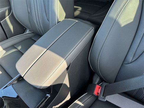 New 2026 Buick Envision Avenir image 21