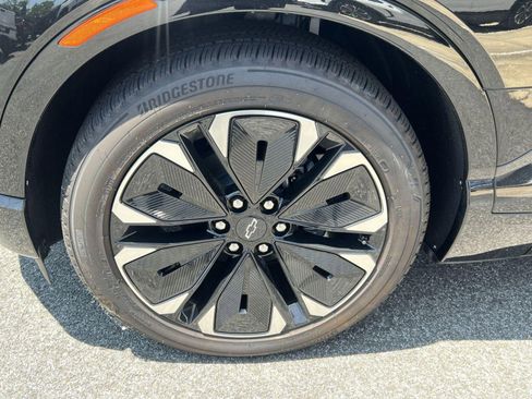 New 2025 Chevrolet Blazer EV RS image 5