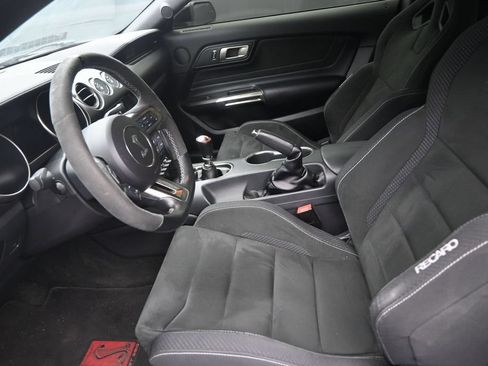 Used 2018 Ford Mustang Shelby GT350 w/ Electronics Package RWD image 12