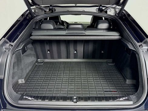 Used 2021 BMW X6 M50i w/ Executive Package image 27