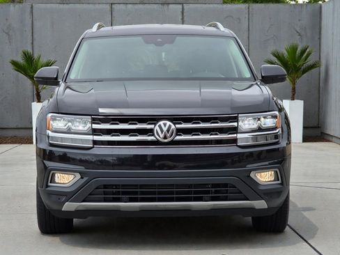 Used 2018 Volkswagen Atlas SEL image 3