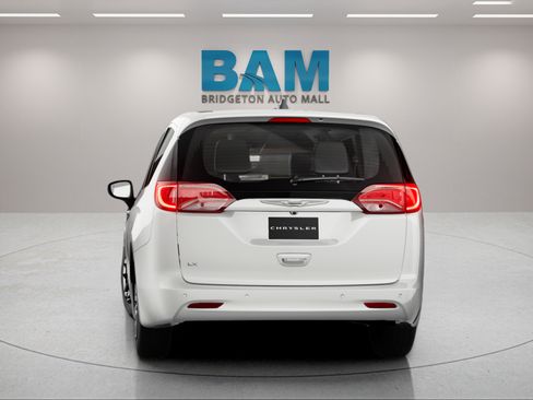 New 2027 Chrysler Pacifica LX FWD image 7