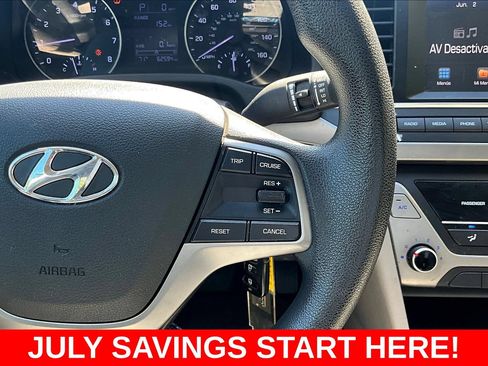 Used 2017 Hyundai Elantra SE FWD image 15