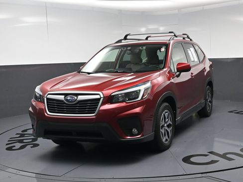 Used 2021 Subaru Forester Premium w/ Popular Package #1 AWD/4WD image 11