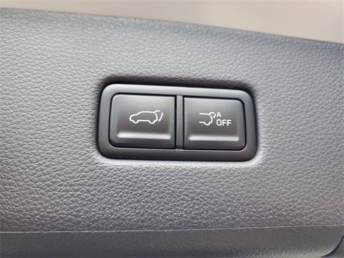 New 2026 Kia Carnival EX image 28