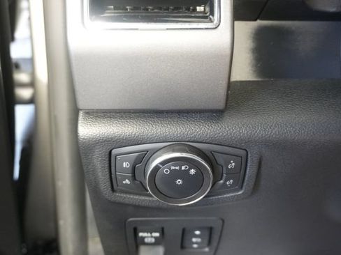 Used 2018 Ford F150 XLT w/ Equipment Group 302A Luxury AWD/4WD image 22