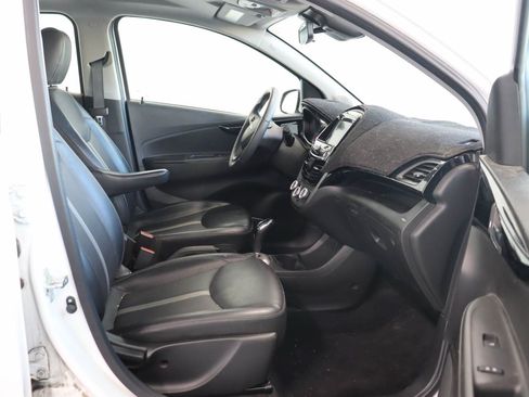 Used 2022 Chevrolet Spark LT w/ Driver Confidence Package FWD image 18