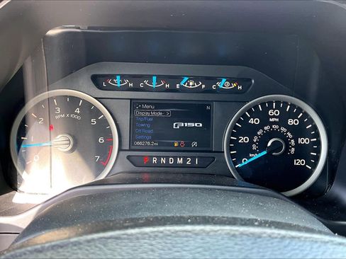 Used 2016 Ford F150 XLT w/ Equipment Group 302A Luxury image 24