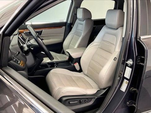 Used 2018 Honda CR-V Touring image 18