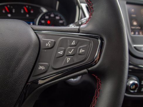 Used 2023 Chevrolet Equinox RS w/ LPO, Floor Liner Package FWD image 23