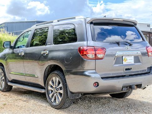 Used 2018 Toyota Sequoia Limited w/ Safety & Convenience Package RWD image 3