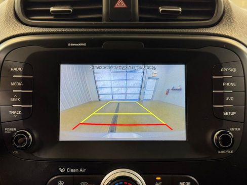 Used 2019 Kia Soul w/ Option Group 020 FWD image 34