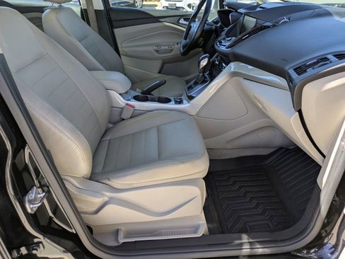 Used 2014 Ford C-MAX Energi SEL w/ Equipment Group 303A image 22