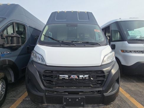 Used 2024 RAM ProMaster 3500 image 3