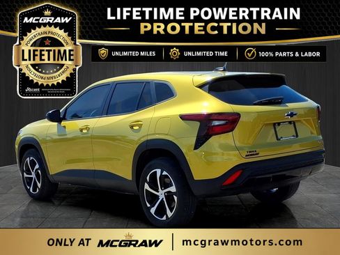 Used 2024 Chevrolet Trax RS w/ Driver Confidence Package FWD image 6