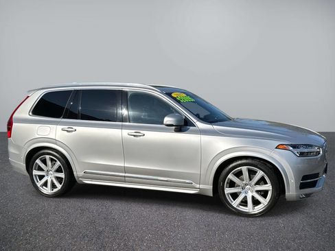 Used 2017 Volvo XC90 T6 Inscription w/ Vision Package image 6