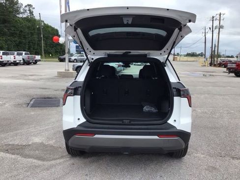 New 2026 Chevrolet Equinox LT FWD image 6