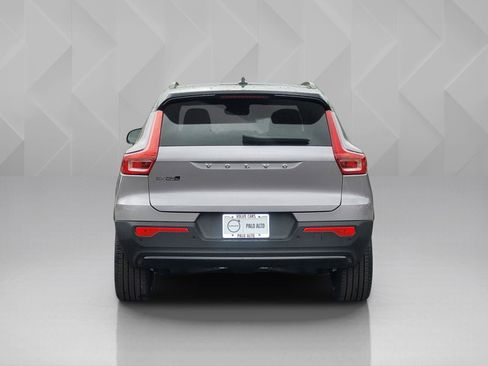 New 2026 Volvo EX40 Plus w/ Climate Package image 5