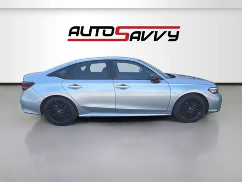 Used 2025 Honda Civic Sport image 8