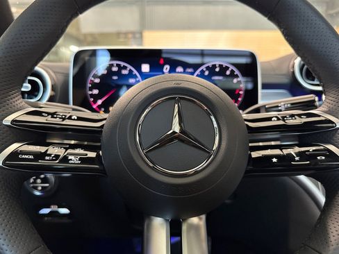 New 2025 Mercedes-Benz C 300 4MATIC Sedan image 28