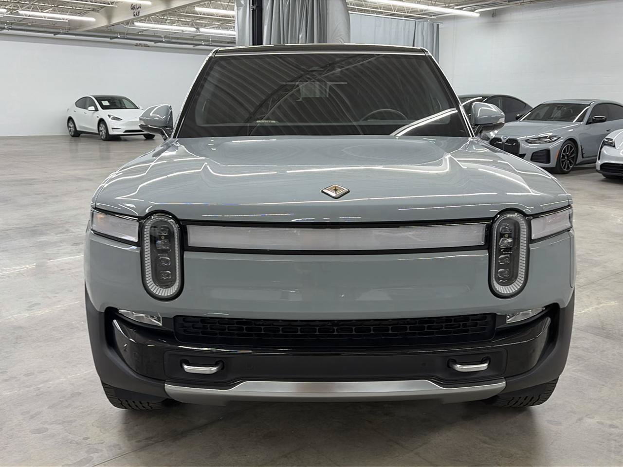 Used 2023 Rivian R1S Adventure Quad AWD/4WD image 3