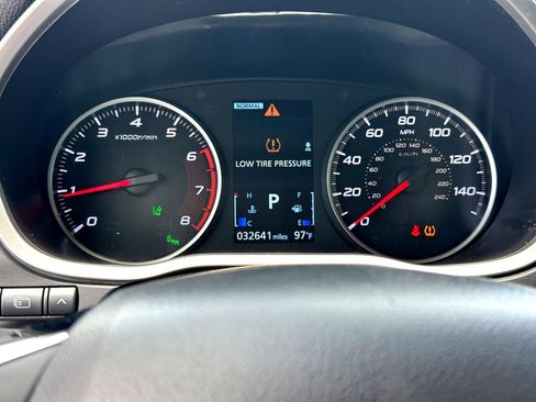 Used 2025 Mitsubishi Eclipse Cross AWD image 14