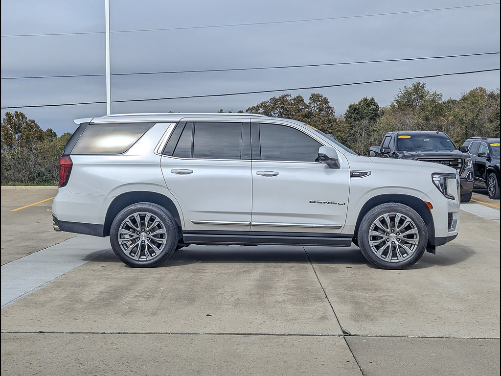 Used 2021 GMC Yukon Denali w/ Denali Premium Package AWD/4WD image 6