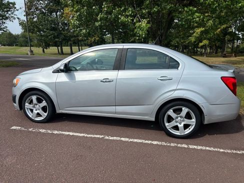 Used 2014 Chevrolet Sonic LTZ image 3
