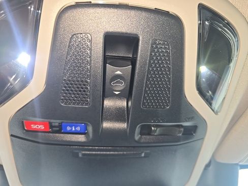 Used 2025 Subaru Outback Limited image 25