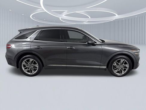 Certified 2022 Genesis GV70 2.5T w/ Advanced Package AWD/4WD image 2