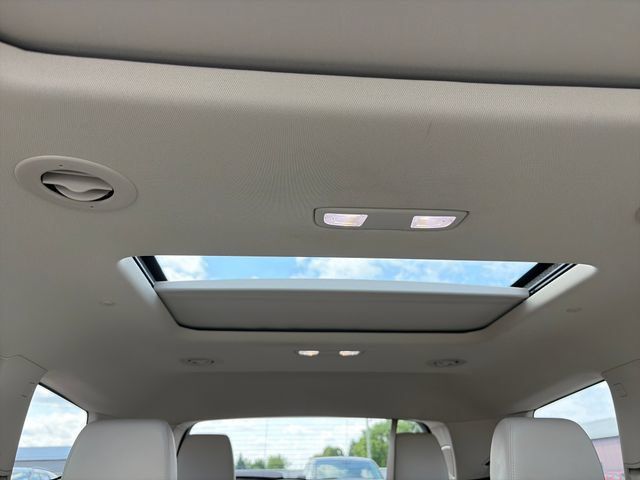Used 2023 Buick Enclave Premium w/ Experience Buick Package AWD/4WD image 39