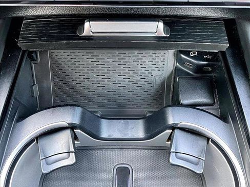 Used 2023 Mercedes-Benz GLS 580 GLS 580 image 26