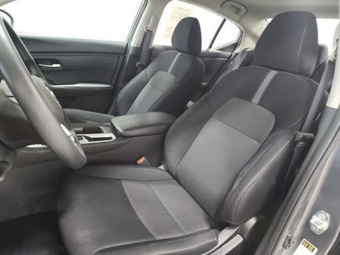 Used 2023 Nissan Sentra SV FWD image 16