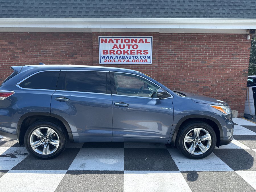 Used 2016 Toyota Highlander Limited Platinum AWD/4WD image 2