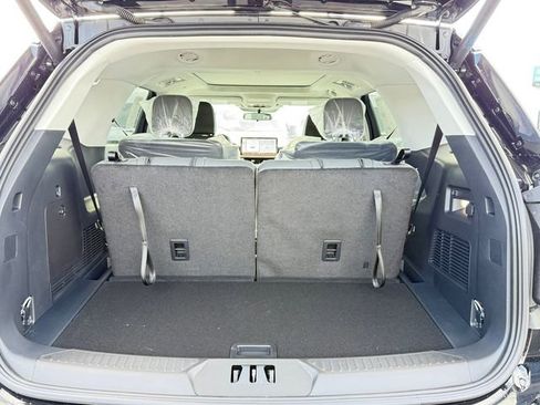 New 2026 Ford Explorer Active w/ Active Comfort Package image 5