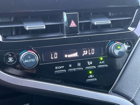 Certified 2023 Toyota Camry SE image 21