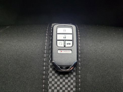 Used 2019 Honda Civic Sport image 32