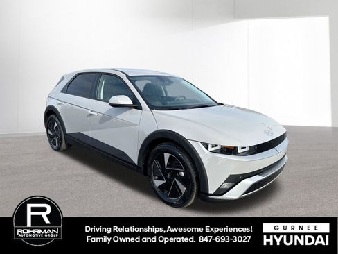 New 2026 Hyundai Ioniq 5 SEL image 2