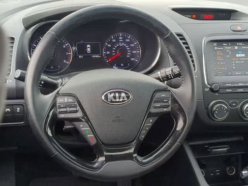 Used 2018 Kia Forte S w/ S Technology Package image 23