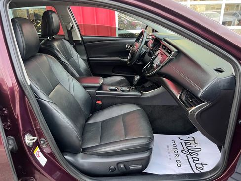 Used 2018 Toyota Avalon image 14
