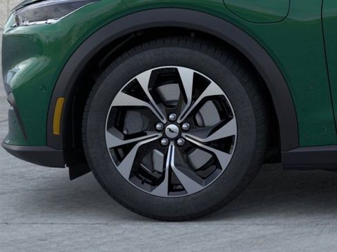 New 2024 Ford Mustang Mach-E Select image 19