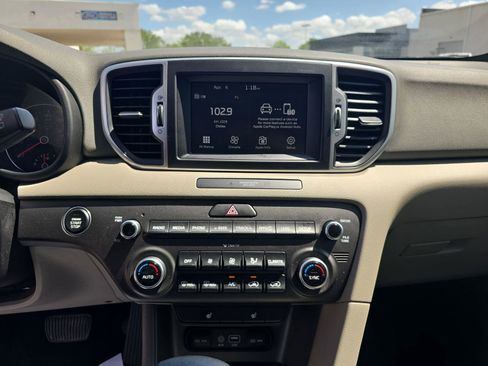 Used 2017 Kia Sportage EX image 24