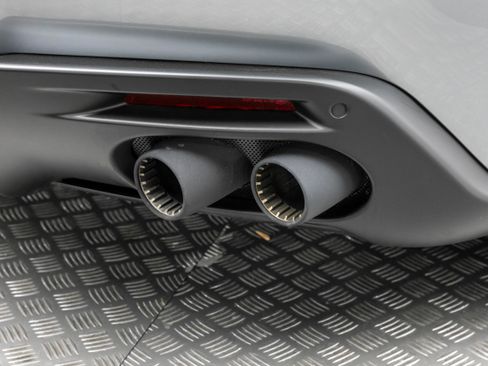 Certified 2024 Ferrari Roma image 40