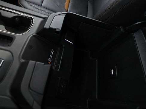 Used 2024 GMC Sierra 1500 AT4 w/ Technology Package image 41