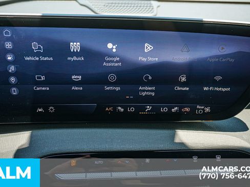 Used 2025 Buick Enclave Preferred AWD/4WD image 42