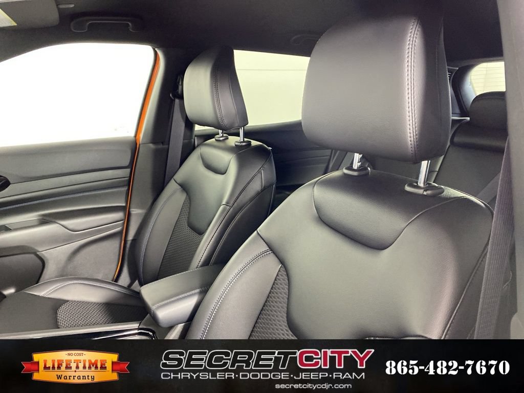 New 2026 Jeep Compass Latitude AWD/4WD image 10