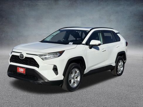 Used 2019 Toyota RAV4 XLE image 8