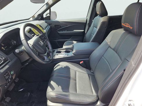 Certified 2024 Honda Passport TrailSport image 35